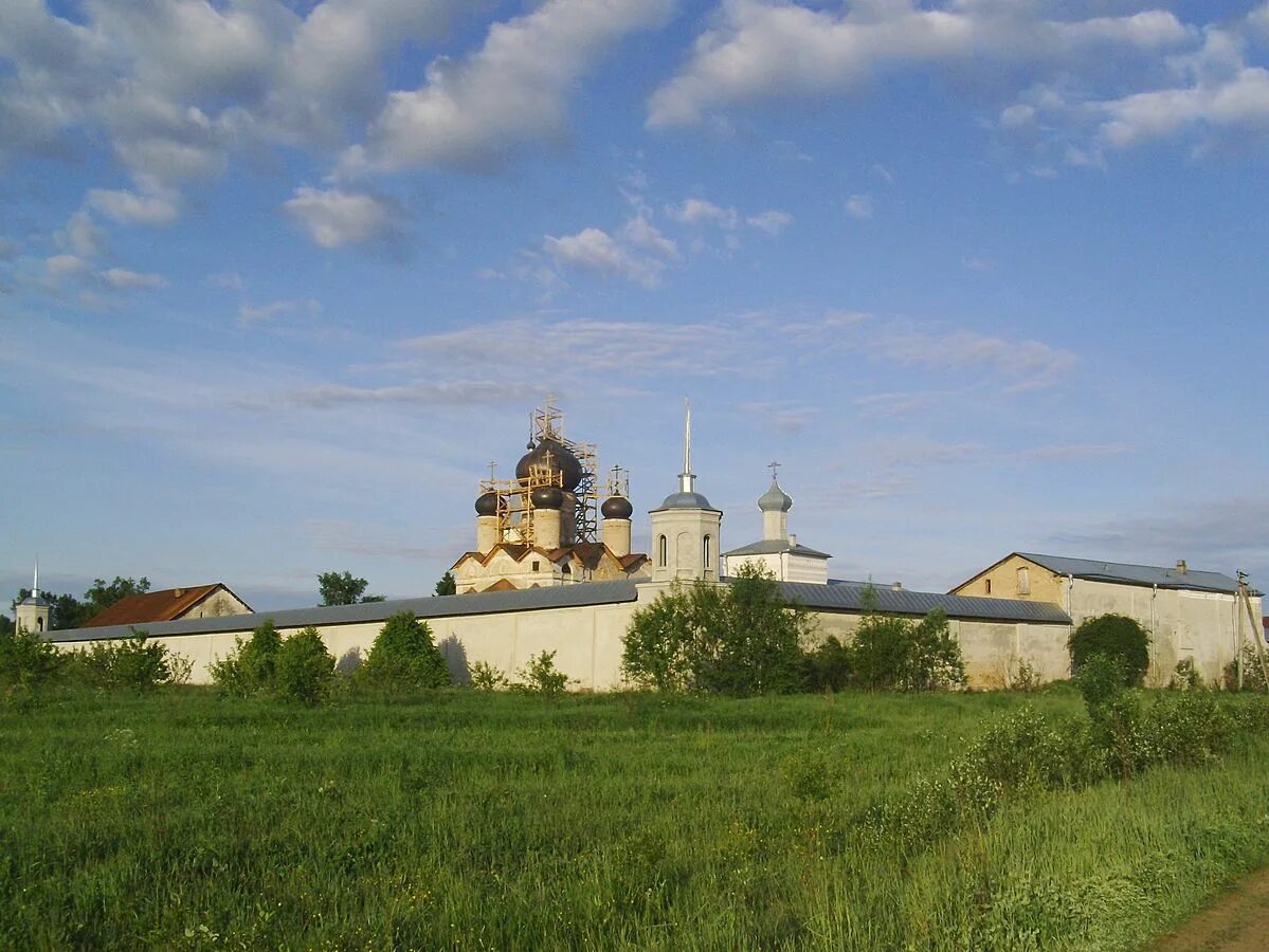 Свято зеленецкий монастырь