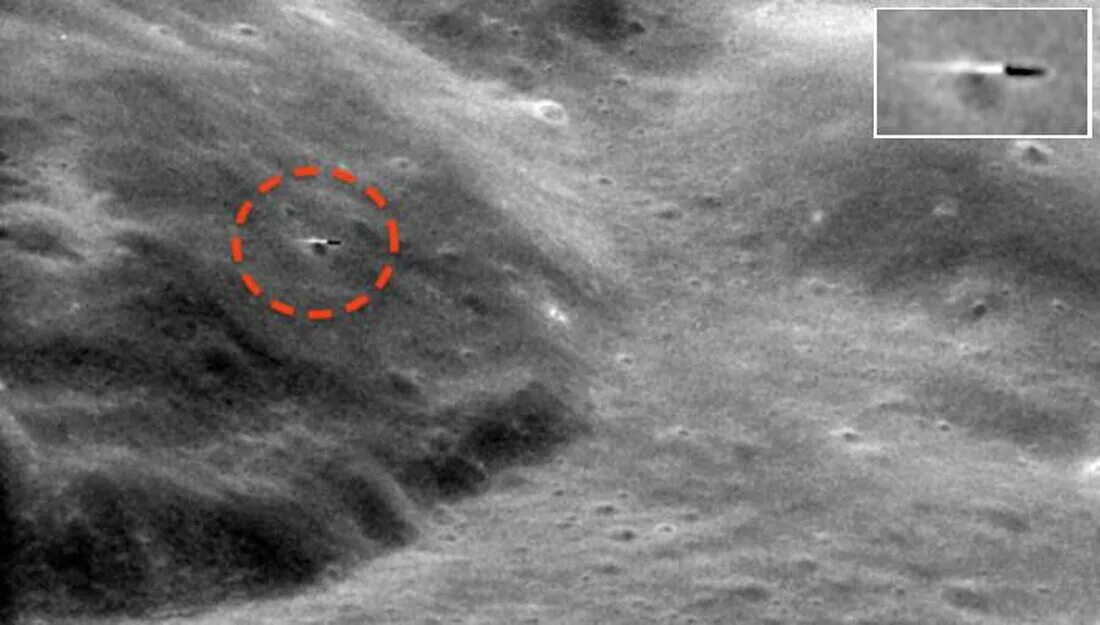 Снимки Луны и НЛО С Аполлона. Снимки на поверхности Луны NASA. Рассекреченные снимки Луны НАСА. Неопознанные объекты на Луне.