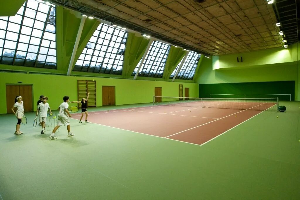 Tennis centre. Мультиспорт в Лужниках теннис. Крытый корт Лужники. Теннисный корт Лужники. Лужники корт 19.