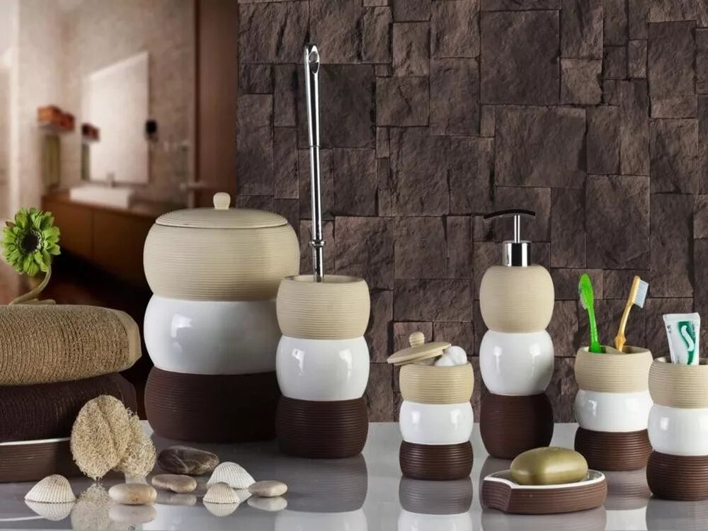 Декор ванной комнаты аксессуарами. Декоративные аксессуары для интерьера. Аксессуары для сумок. Дизайн аксессуаров. Декоративные аксессуары для дома.