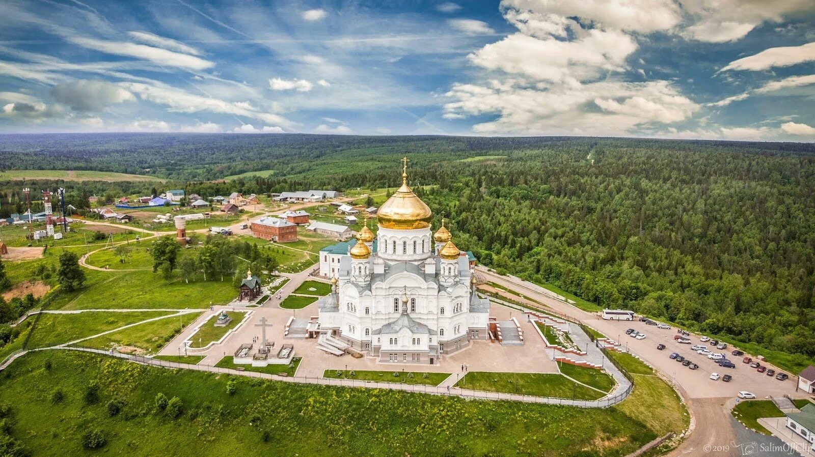 Храм сколько километров