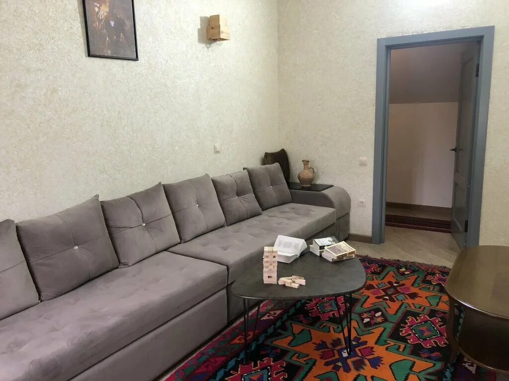 Сниму комнату в махачкале без посредников. Двухкомнатные квартиры в махачкале на улице энгельса и агасиева. Комнате махачкала. Хостел в махачкале. Аренда жилья троллейбусное кольцо.