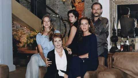 Красотки из бразильского сериала "Нежный яд" 22 года спустя. Судьбы, внешность, 