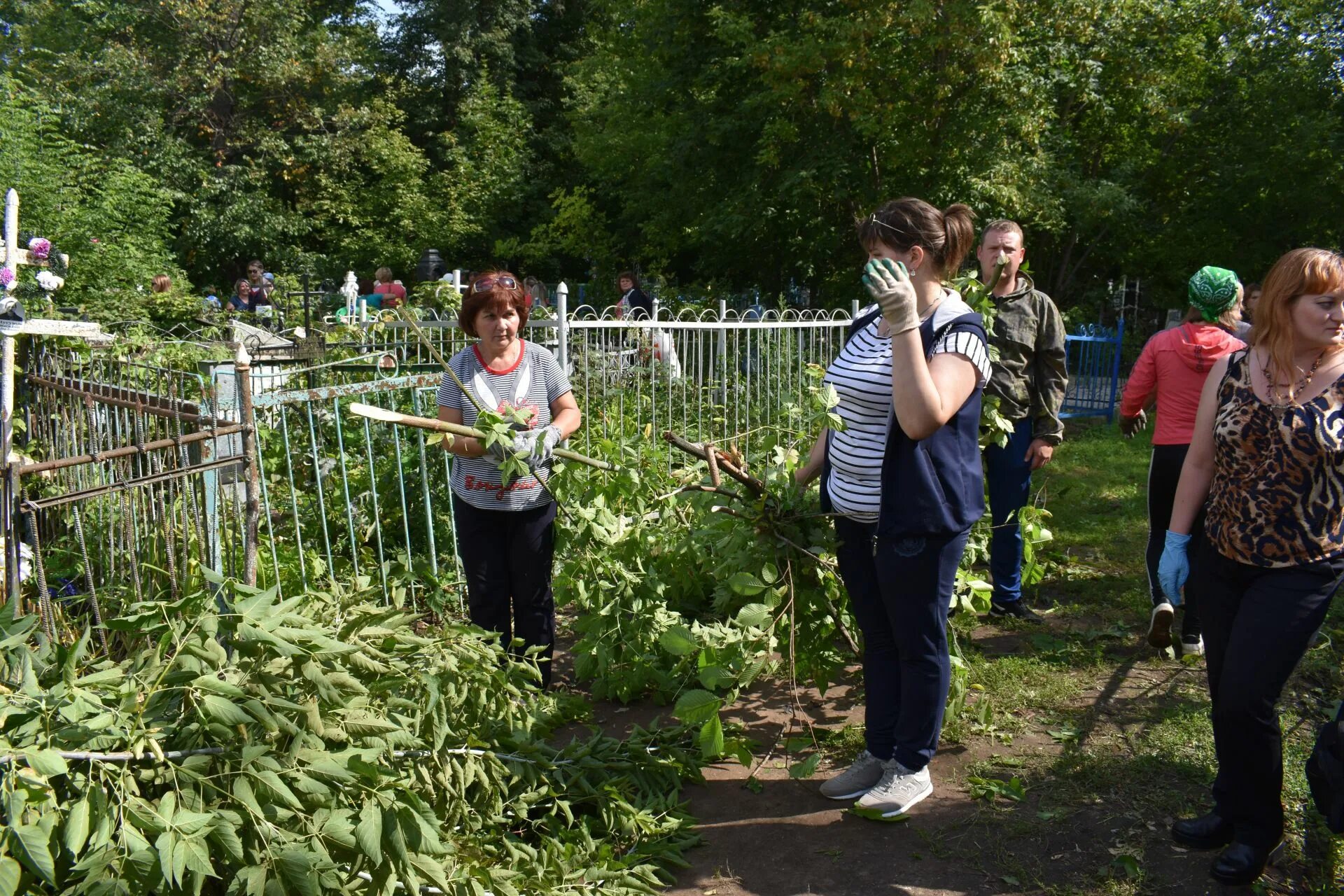 Погосты работа. Практика на кладбище для новичков. Работа на кладбище. Погосты работа. Кладбищенская работа.