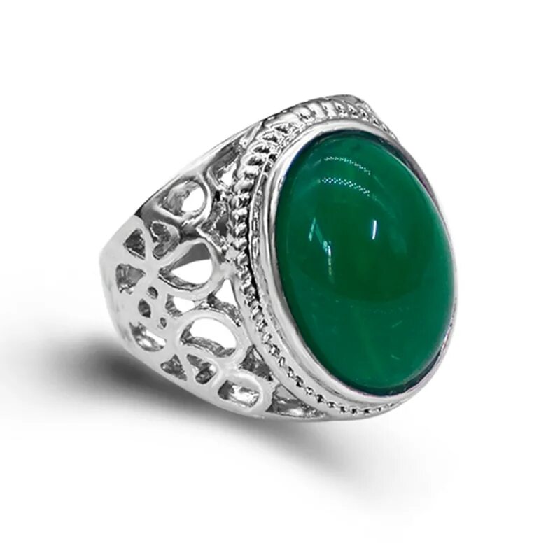 Кольца stone. Кольцо с зеленым камнем. Перстень с зеленым камнем. Серебряное кольцо с зеленым камнем. Кольцо с зеленоватым камнем.
