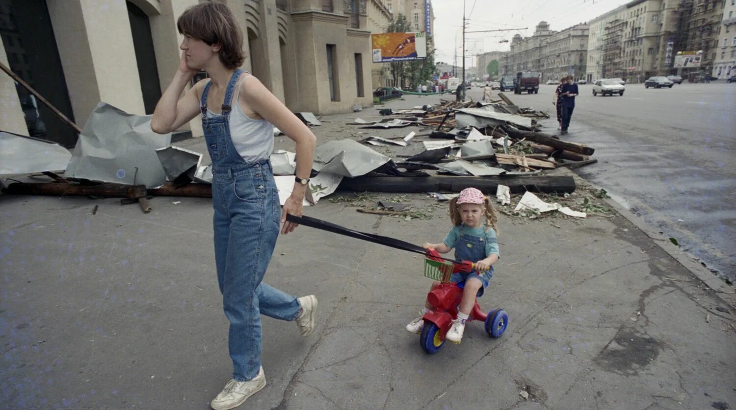 1 июня 1998. Ураган в Москве 1998. Ураган, июнь 1998. Ураган в Москве в июне 1998. Москва 1998 год.