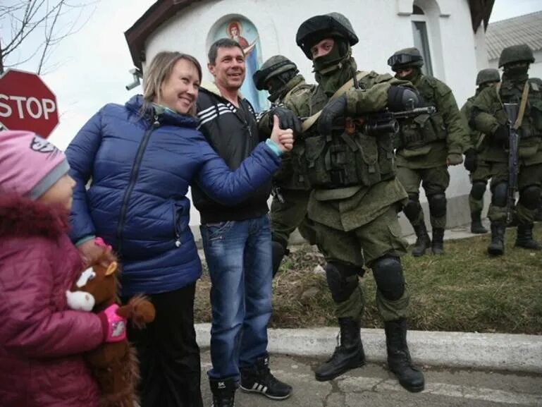 Вежливые люди что это. Вежливые люди. Вежливые люди что это. Вежливые люди в крыму. Вежливые люди что это.