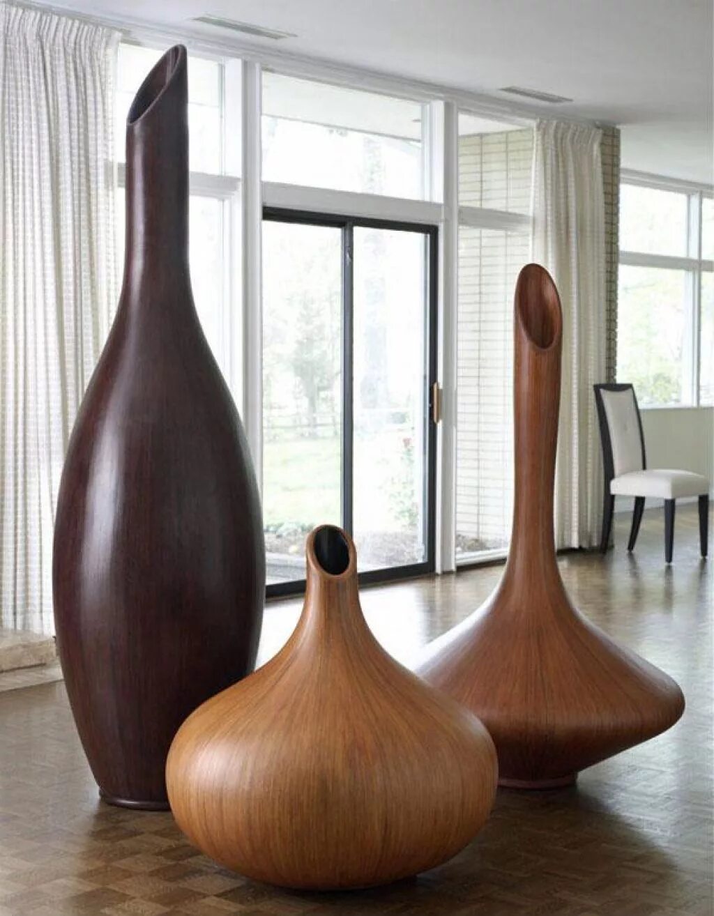 Нестандартные предметы. Необычные напольные вазы. Напольные вазы для интерьера. Дизайнерская ваза. Напольные деревянные вазы.