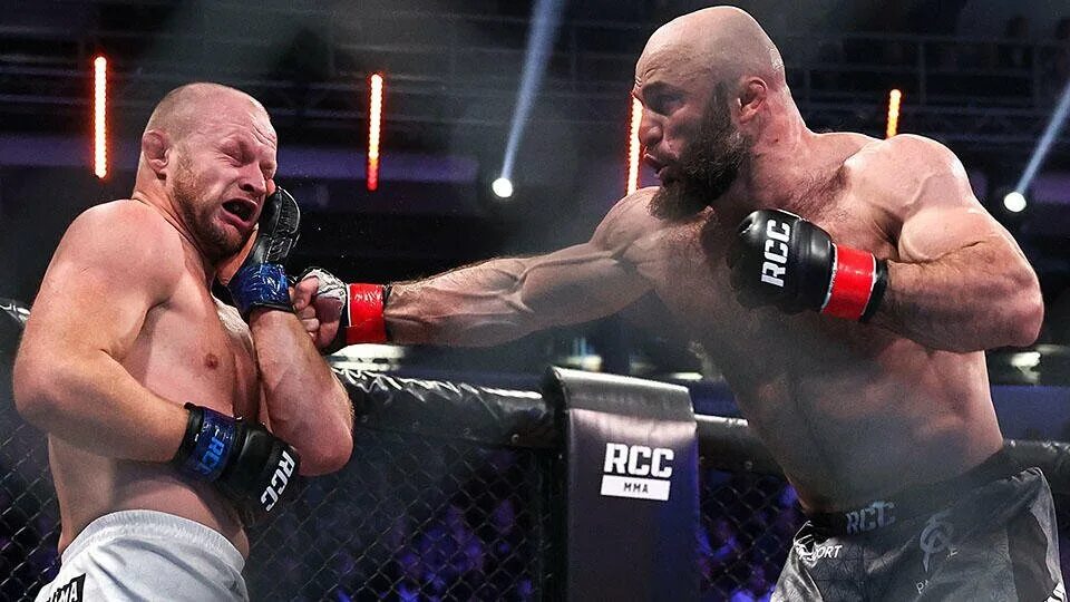 Бои декабрь 2022. Чимаев юфс. Бои декабрь 2022. Прохазка тейшейра кард. Бои декабрь 2022.