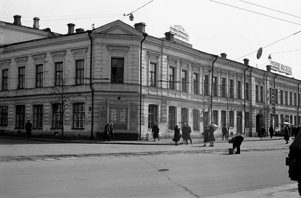 Советская 67 тула. Ярославль площадь Волкова 1960-е годы. Гостиница Центральная в Ярославле в 1950 году. Ярославль гостиница Ярославль 1975. Советская 60 Ярославль.