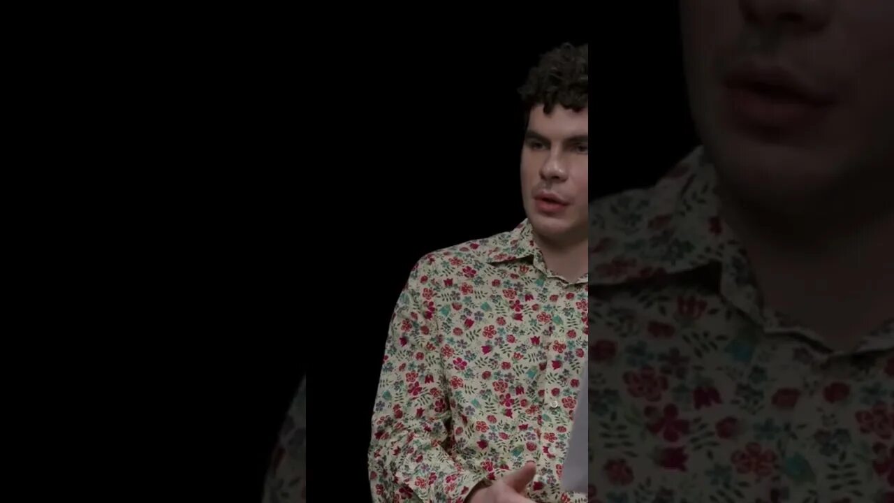 Андрей гайдулян плюшки. Богдан дзюба. Плюшки интервью. Слуцкий и богдан лисевский. Стас ярушин рот плюшки.