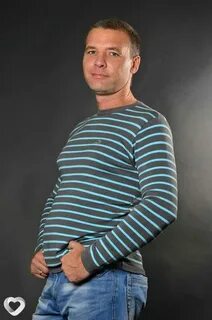 Мужчина 40 лет не работает