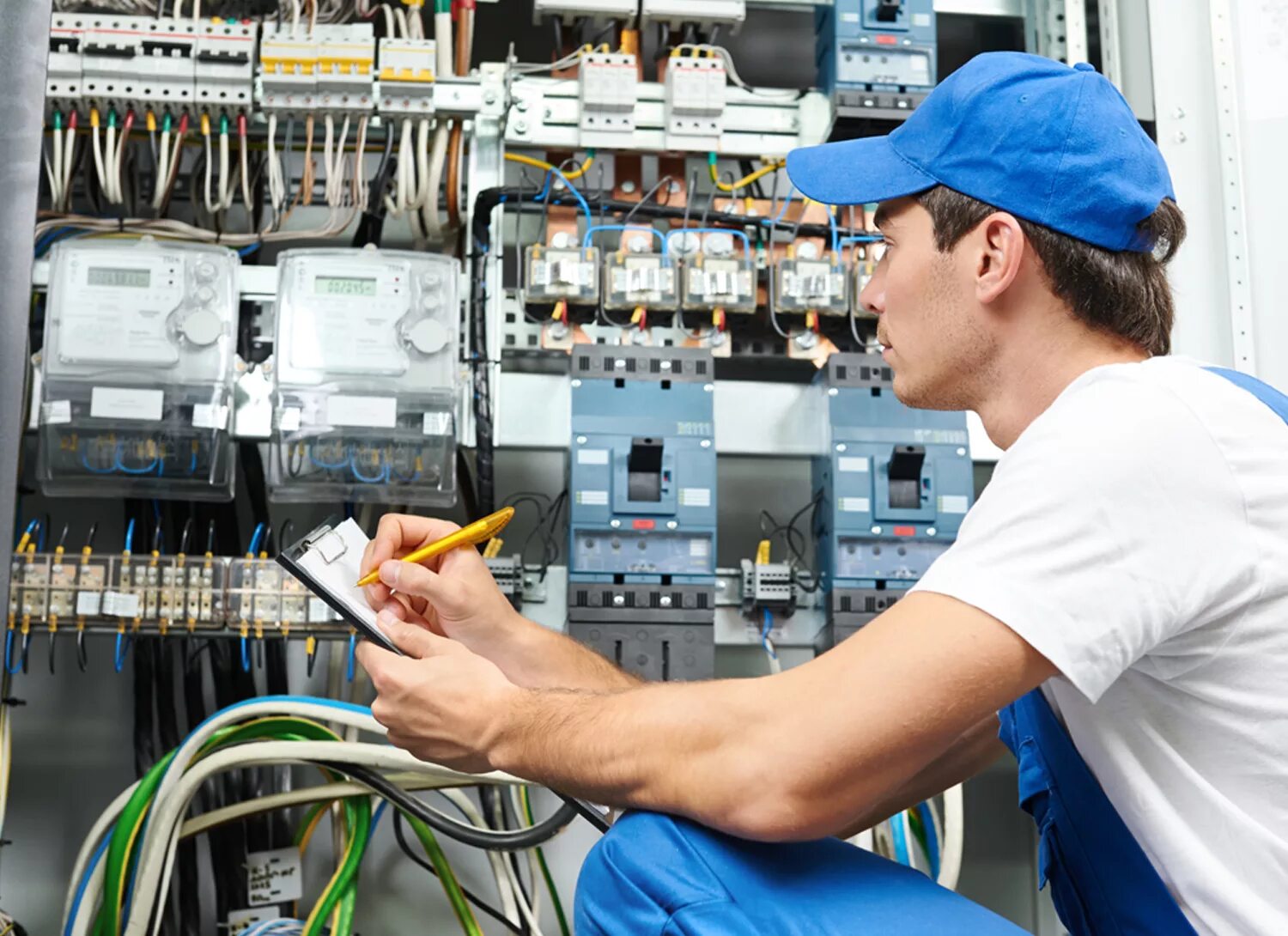 вахта в москве с проживанием. комплектовщик вахта москва. вахта 15/15. вахта в москве с проживанием. работа вахтой.