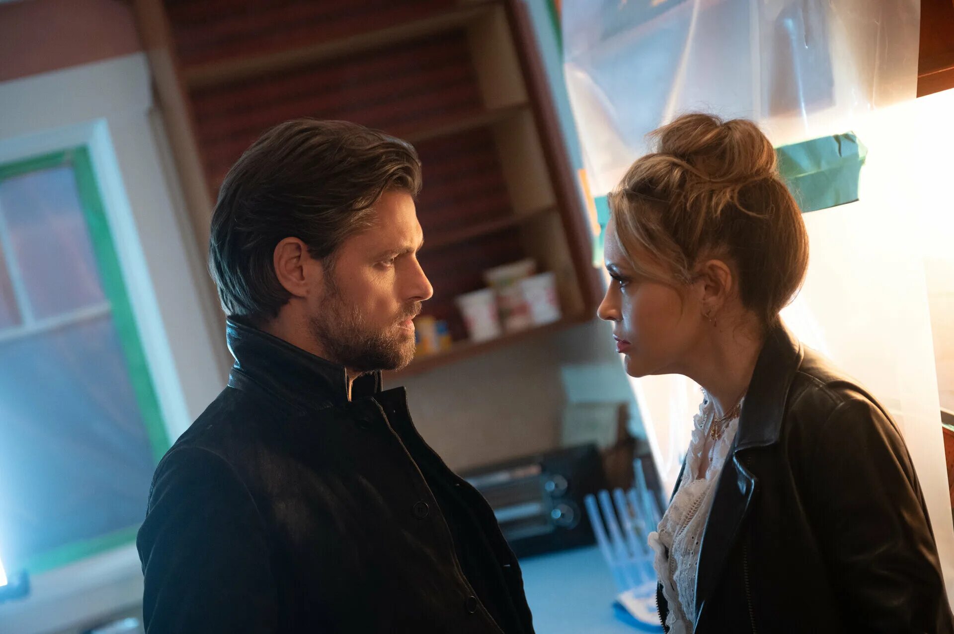 четверг hd(триллер, драма)2022. расплата за грехи 2022. скорая фильм 2022 джейк джилленхол. тихое время фильм. триллер драма 2022 года.