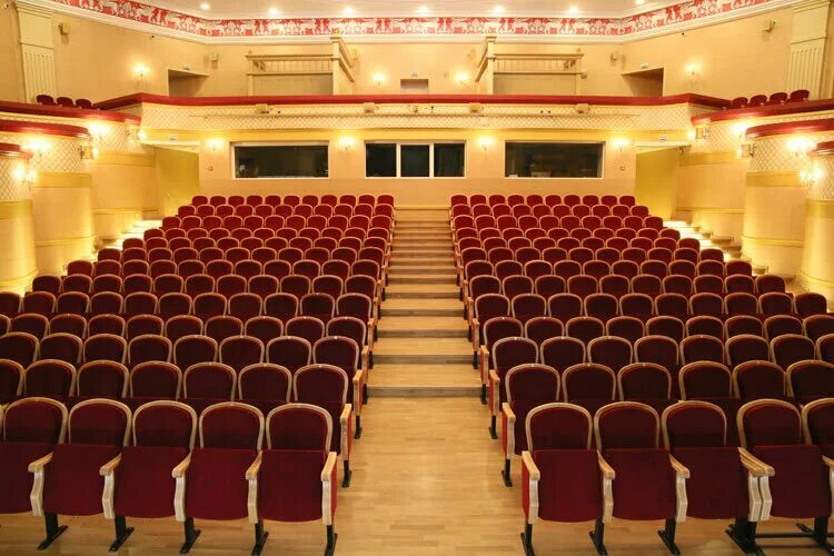 янтарь малый театр когалым. малый театр когалым. филиал малого театра в когалыме. малый театр когалым. сцена в когалыме малый театр.