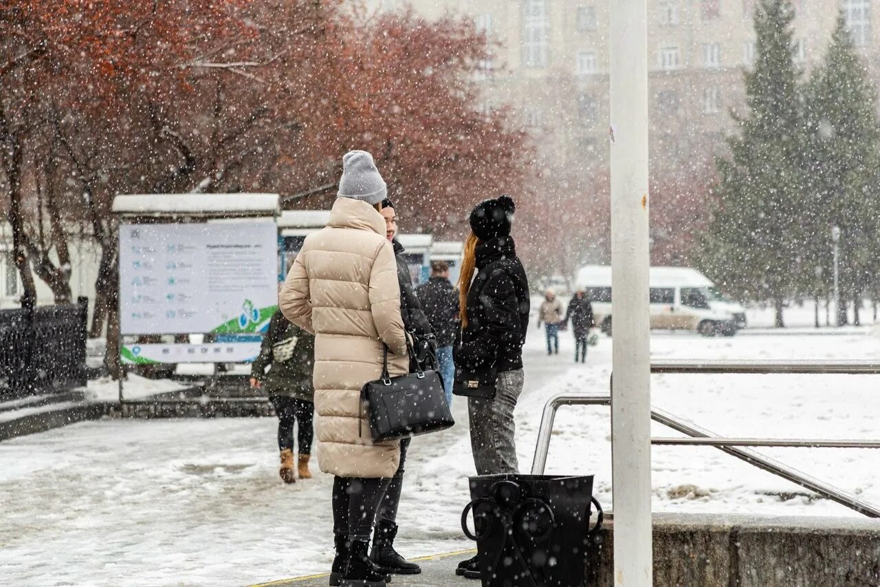 Похолодание в Новосибирске. Потепление в Москве. Новосибирск в ноябре. Резкое похолодание и снег. Сильные морозы в новосибирске