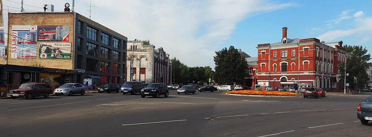 Комсомольская площадь Ярославль. Перекоп Ярославль Комсомольская площадь. Красный Перекоп Ярославль. Комсомольская площадь Ярославль красное здание.