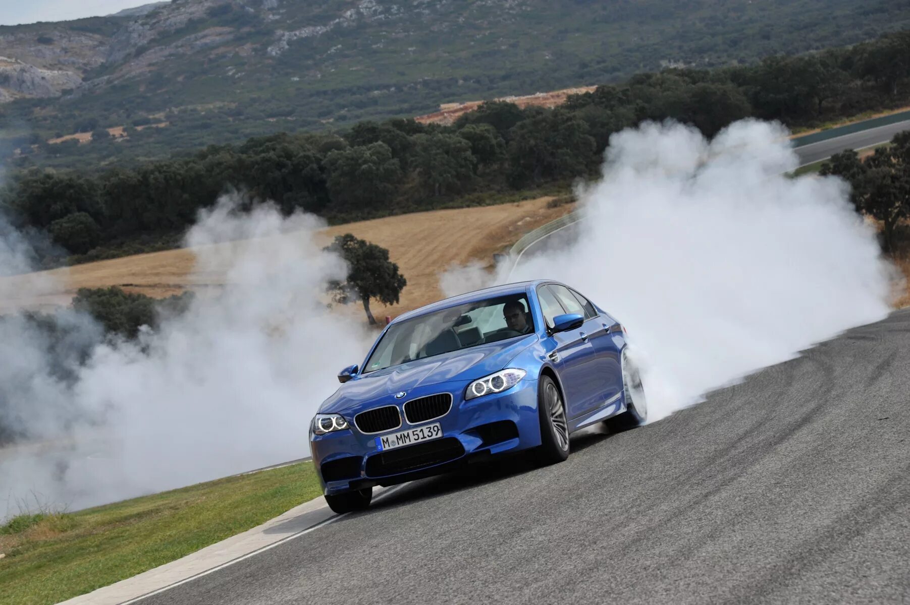 Bmw f 90 дрифт. Bmw 5 дрифт. Bmw m5 f90 competition. Bmw m2. Bmw m5 f90.