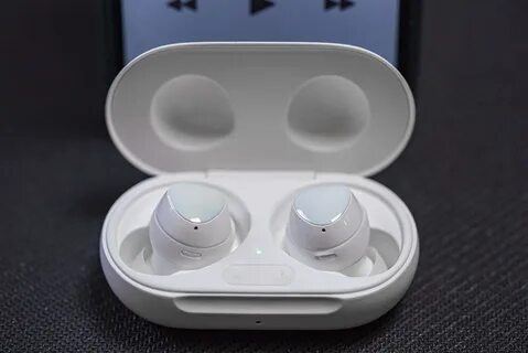 Buds 2 тихо играют