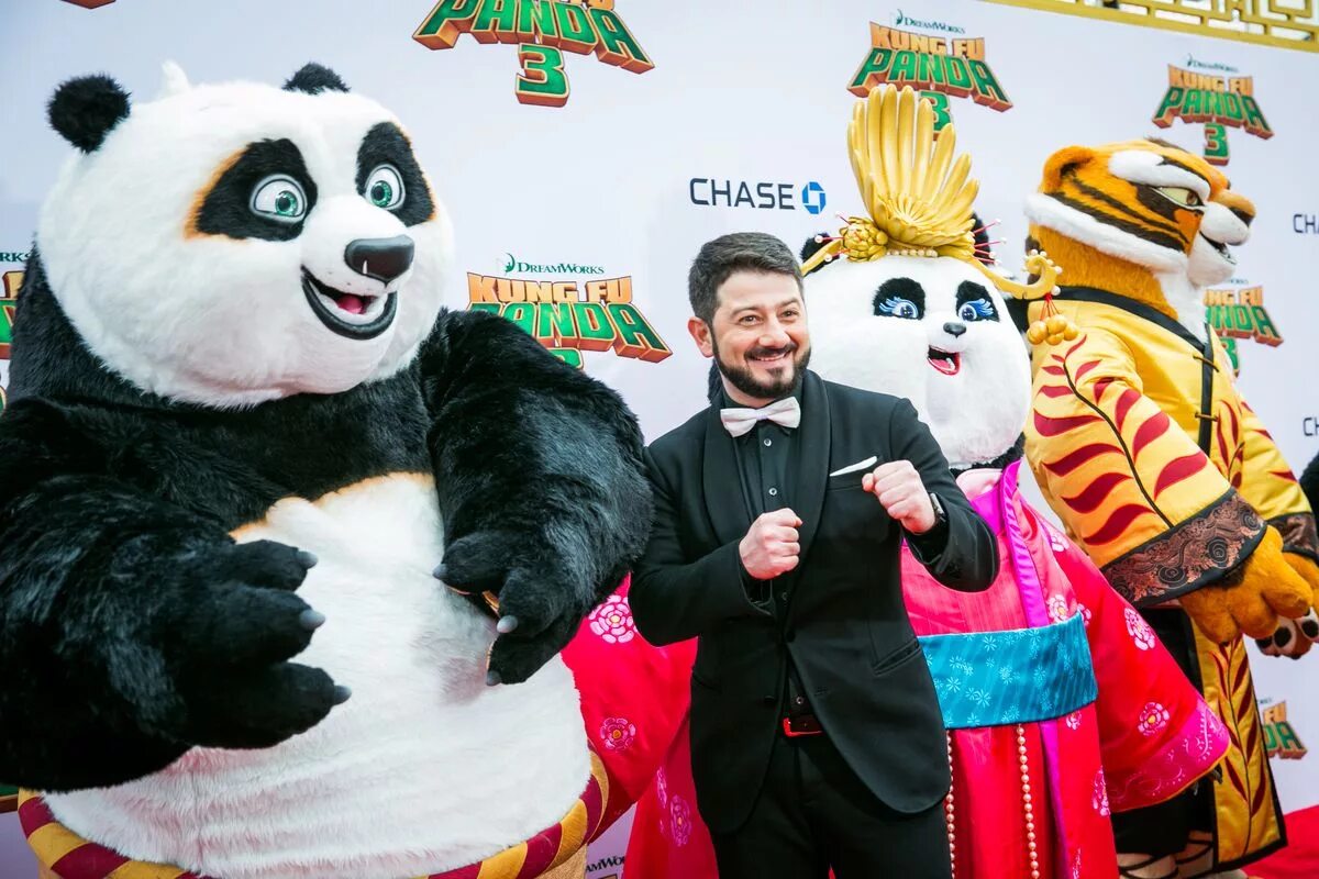 Галустян не озвучил кунг фу панду. Джек блэк кунг фу панда. Галустян не озвучил кунг фу панду. Галустян не озвучил кунг фу панду. Галустян кунг фу панда.