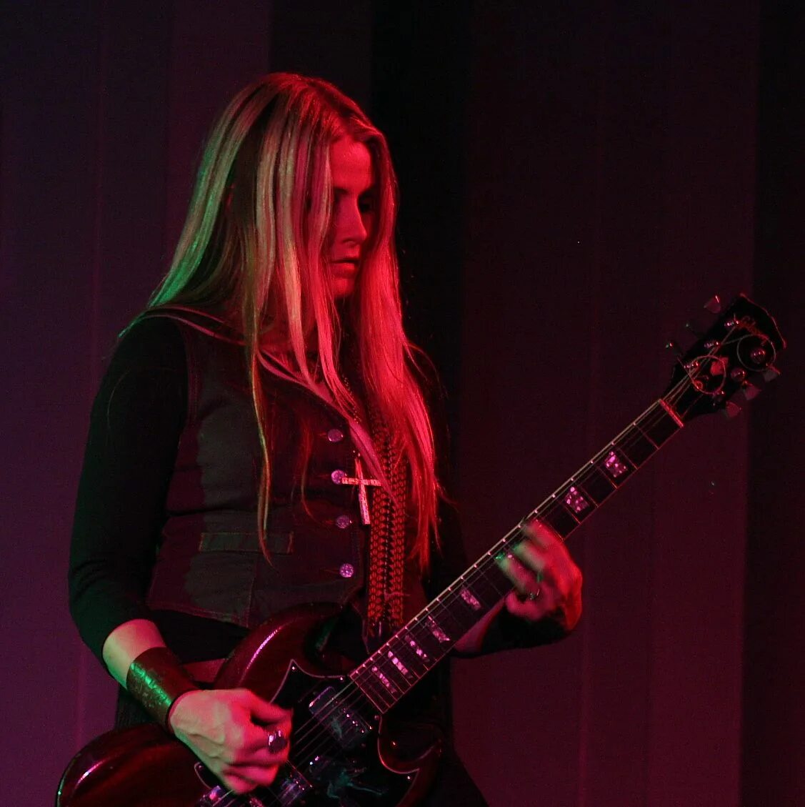 Wizard группа. Группа electric wizard. элизабет букингем electric wizard. liz buckingham. джус осборн electric wizard.