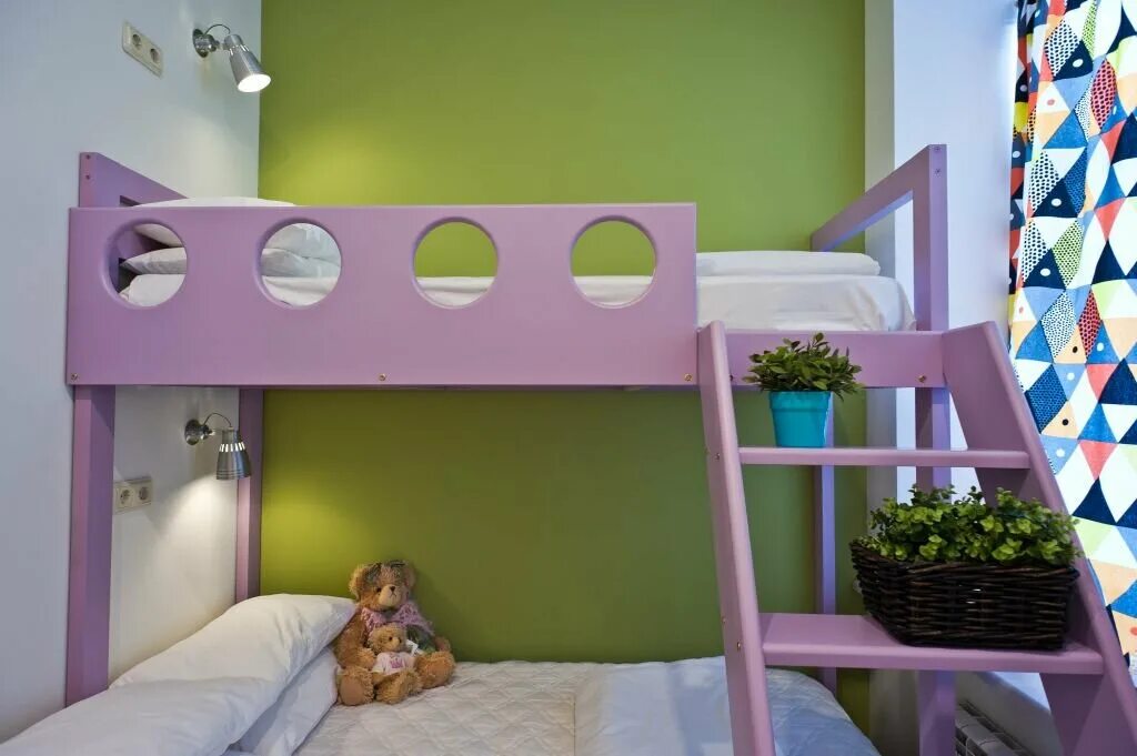 друзья граффити лиговский просп. , 33-35, санкт-петербург. , 33-35, санкт-петербург. хостел друзья лиговский. хостел граффити санкт-петербург лиговский проспект.