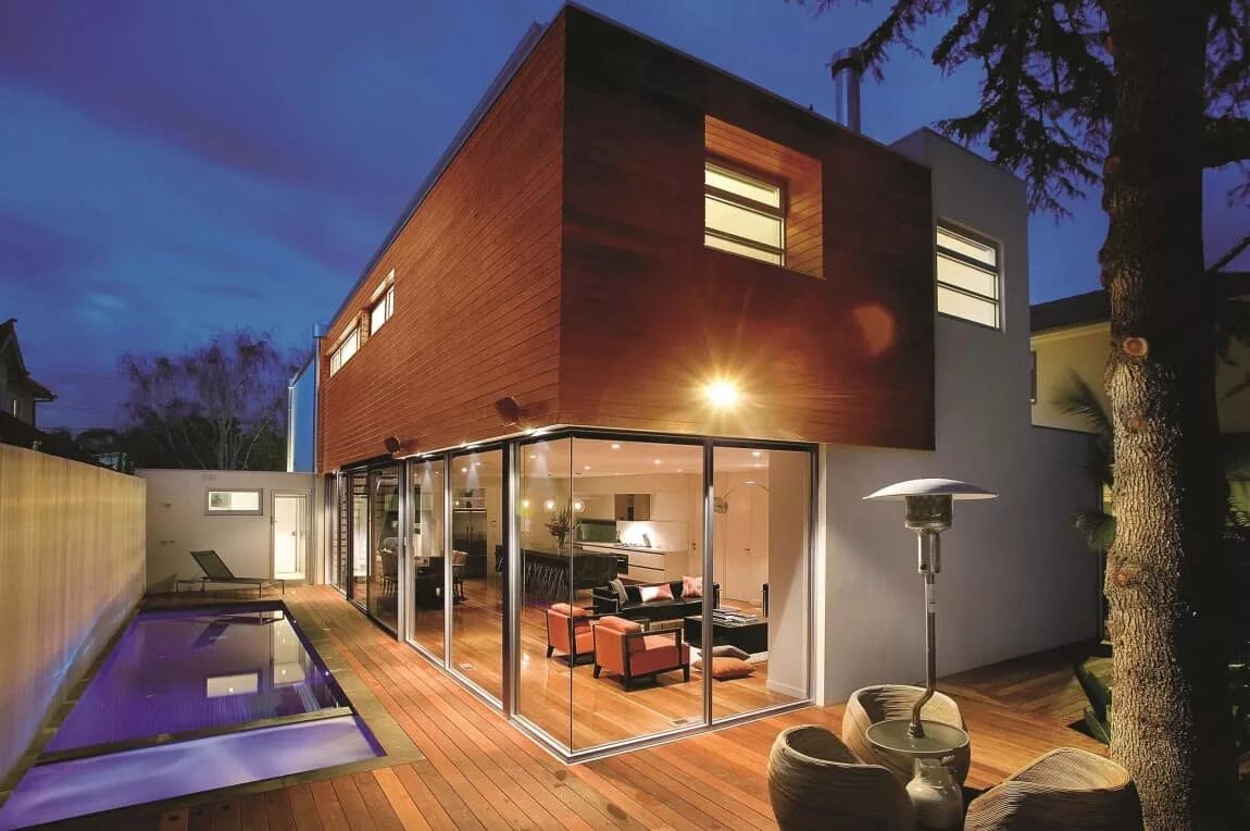 Three storey. Светильники на фасаде одноэтажного дома. three storey house. 1 floor modern house. 3-storey modern house.