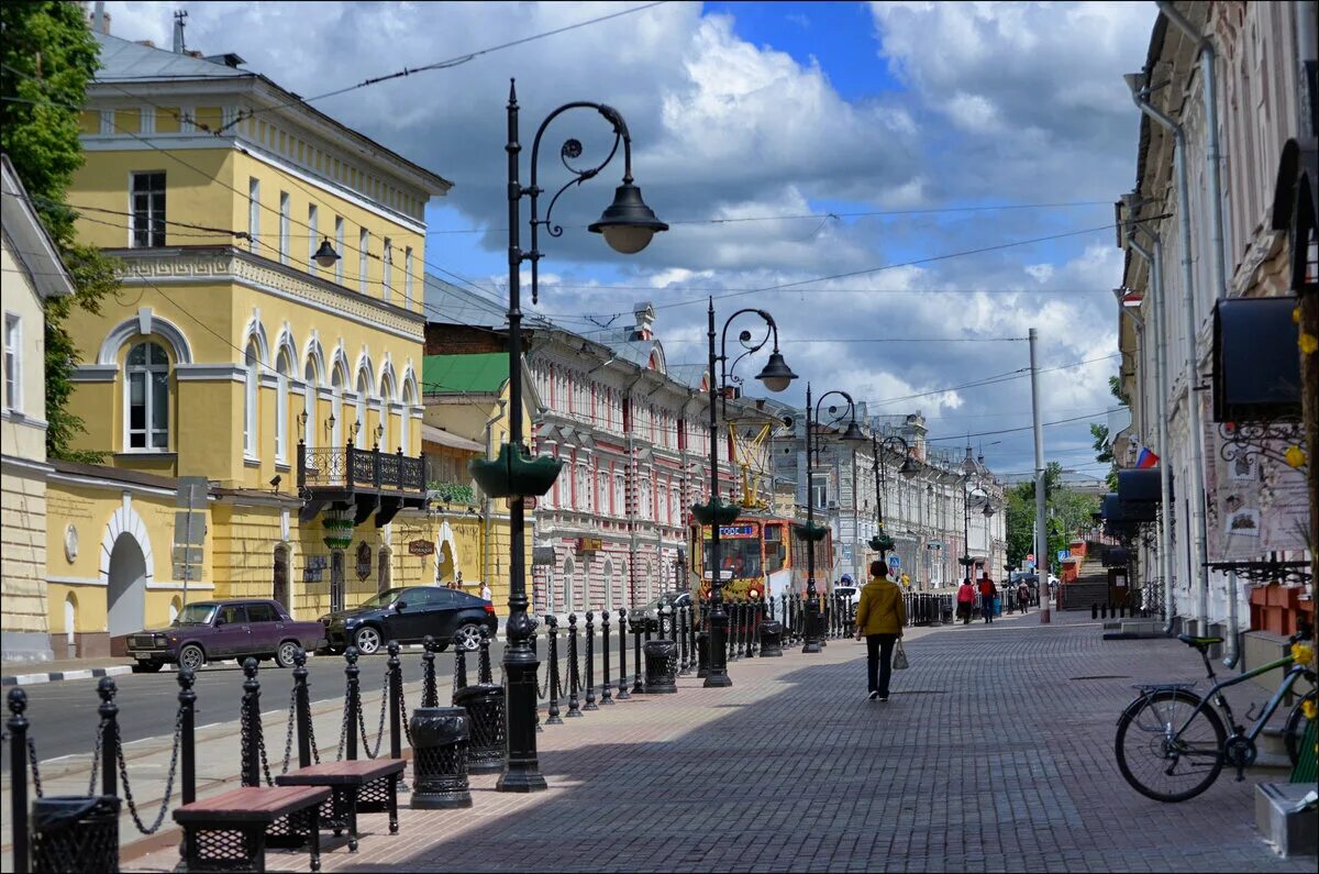 Нижний новгород европейский город. Покровка Нижний Новгород. Нижний Новгород исторический центр. Нижний Новгород центр города улицы. Рождественская улица Нижний Новгород.