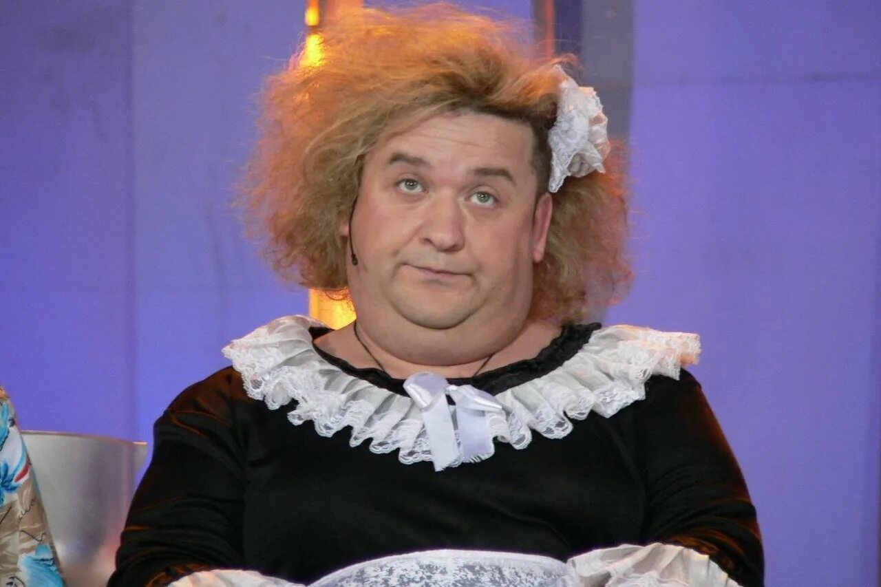 морозов комик кривое зеркало. аншлаг смешное. смехопанорама александр морозов. александр морозов кривое зеркало. александр морозов петросян шоу.