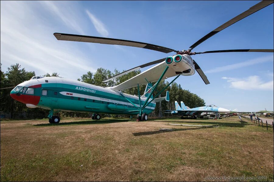 Ми-12 вертолёт. Самый большой вертолет ми 12. Ми-12 вертолёт рекорды. Большой вертолет ми12.
