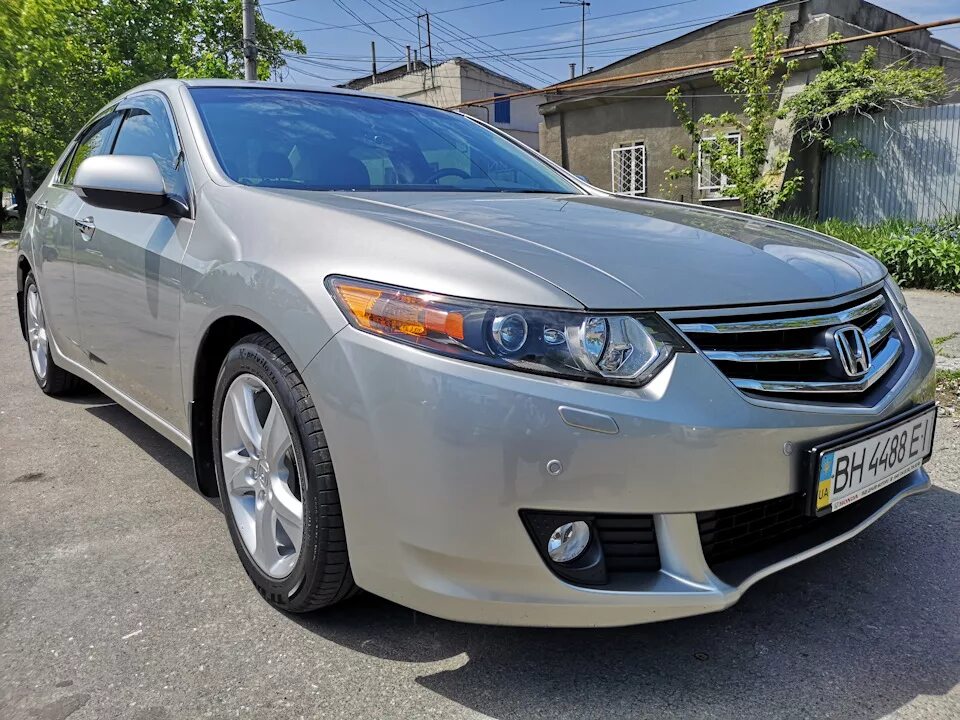4. Honda accord 8 рестайлинг. Хонду аккорд 8 года 8 поколения. Хонду аккорд 8 года 8 поколения. Honda accord 2011 type s.
