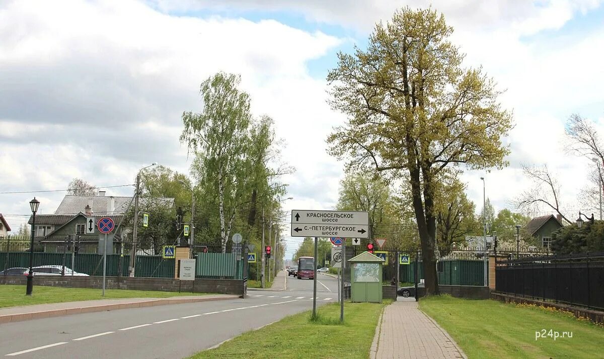 С Петербургского шоссе у "Экспофорума" убрали верстовой столб - Новости строител
