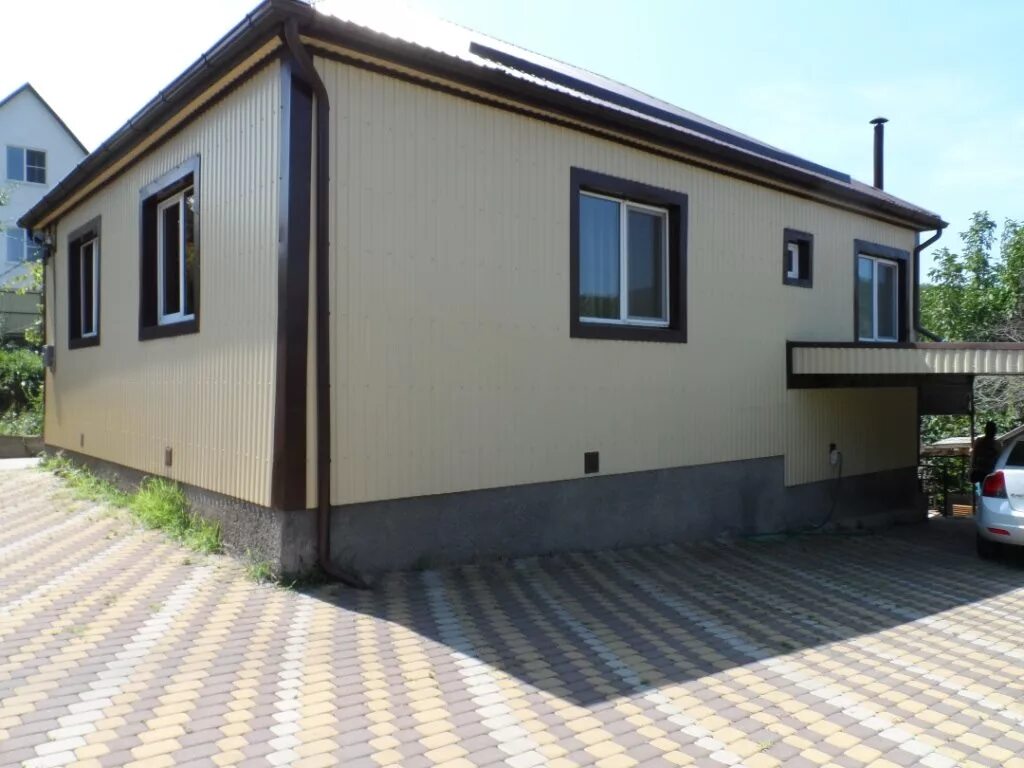 Голд хаус туапсе. Гостевой дом райский уголок кабардинка ул солнечная 7. Дом в туапсе. Дедеркой заречная 21 вид на море. Ольгинка туапсе частный сектор.