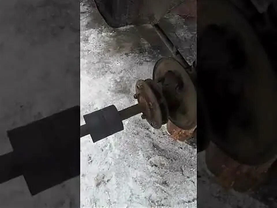 Снятие полуосей на шниве, обратный молоток (19 видео)