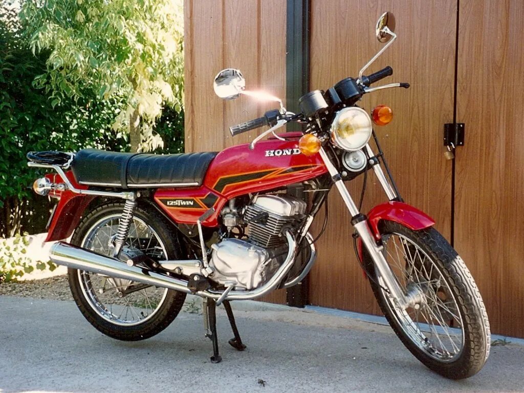 Honda cb125 Twin. Honda CB 125 1995. Honda cb125 1985. Honda CB 125 1977.