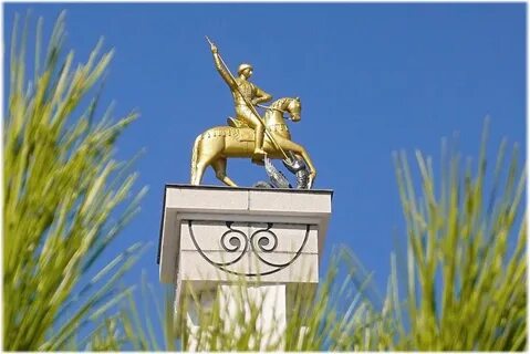 Памятник георгия