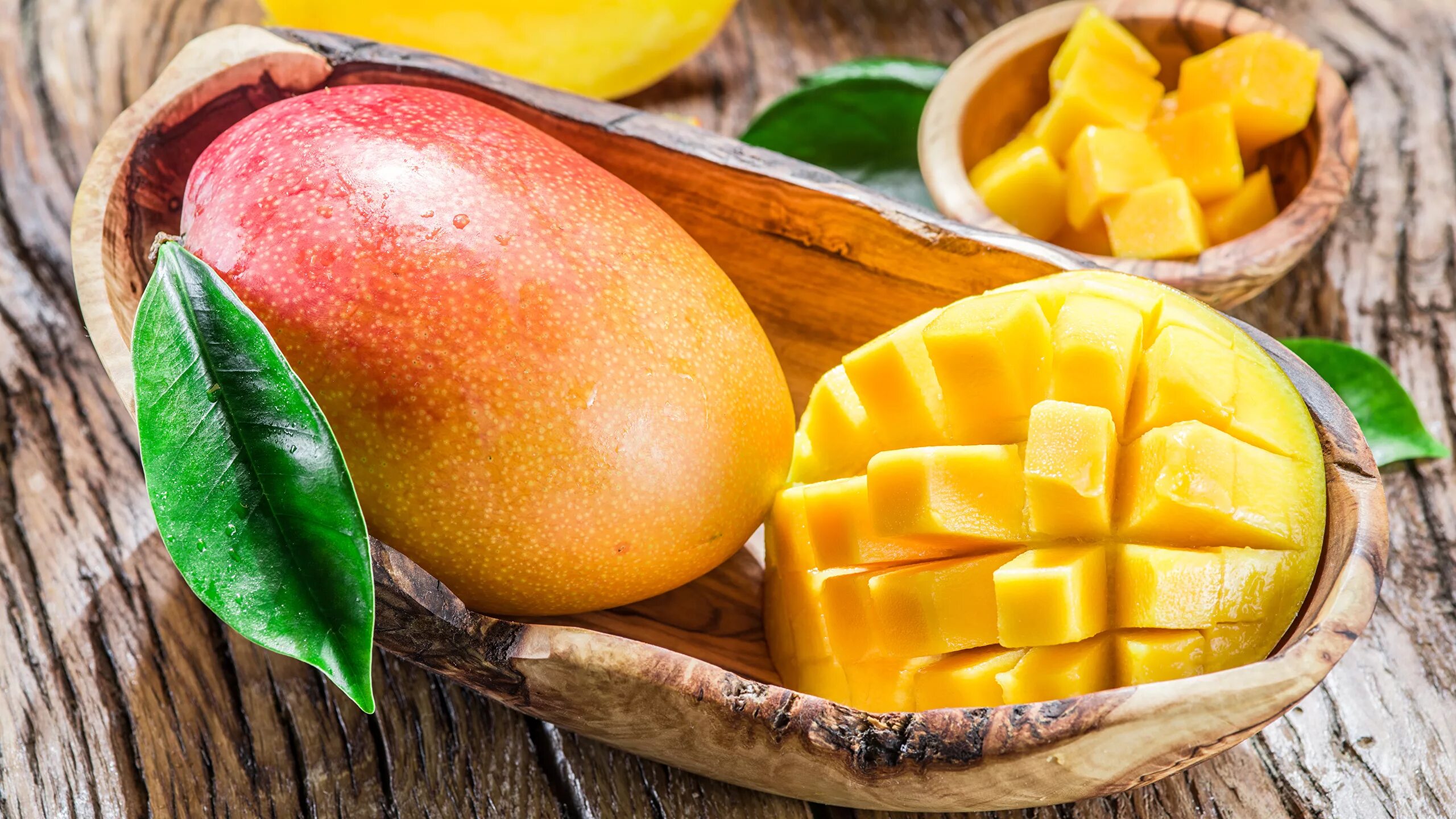 Манго вкусный. Манго (фрукт). Манго питание. Тропические фрукты манго. Манго индийское растение.