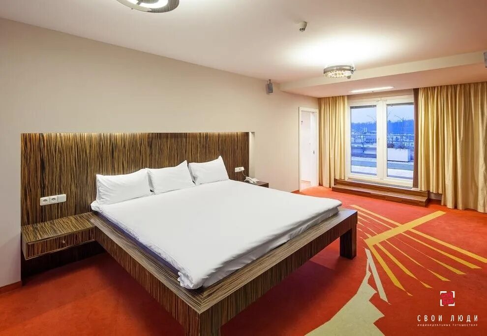 Like home booking. Ibis old Town Прага. Ibis Muscat Hotel. Ибис Олд Таун метро какое. Ibis Praha Wenceslas.