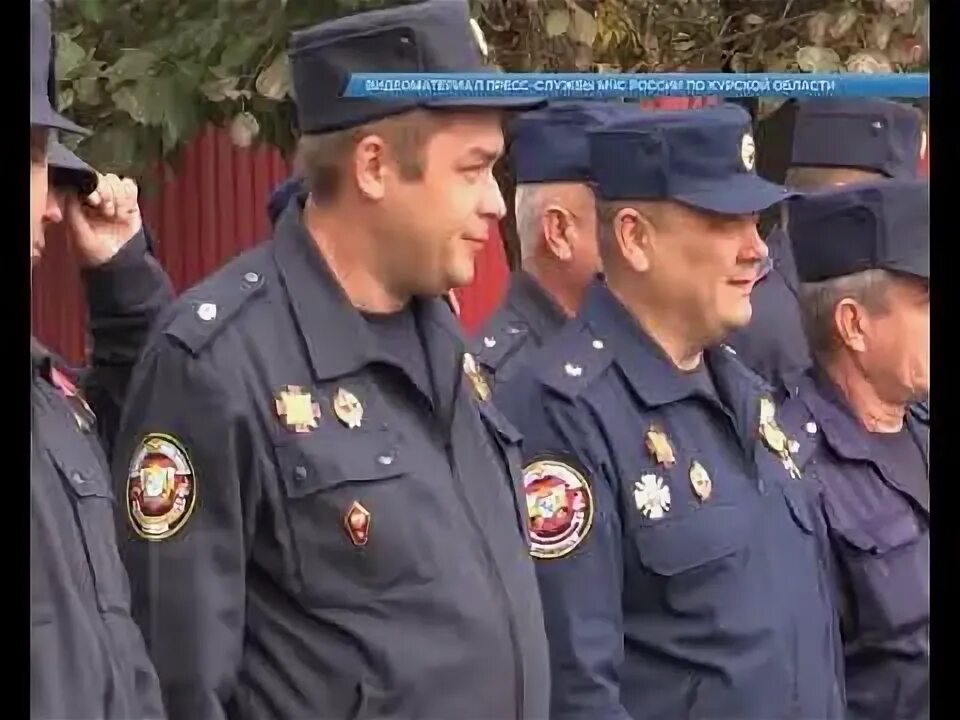 Вызов аварийного комиссара. Работа охранником курская область. Служба безопасности. Охрана со спины. Работа охранником курская область.