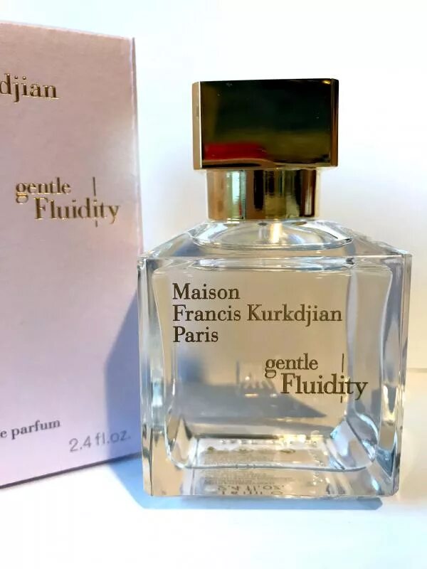 Maison gold. Духи Maison Francis Kurkdjian fluidity. Духи Maison Francis Kurkdjian Paris Gold gentle fluidity. Francis Kurkdjian духи gentle Gold. Fluidity Gold Kurkdjian Парфюм Maison.