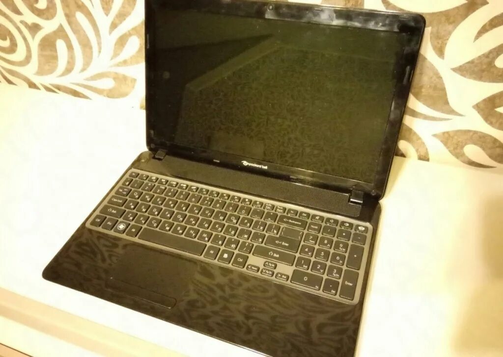 Packard bell easynote tv11hc. Packard Bell Intel Core i5. Ноутбук Packard Bell EASYNOTE tv11 Intel Core i5-3210m. Ноутбук Packard Bell EASYNOTE tv11hc-52456g50mnks. Ноутбук Packard Bell EASYNOTE tv11hc Intel Core i5-3210 2012.