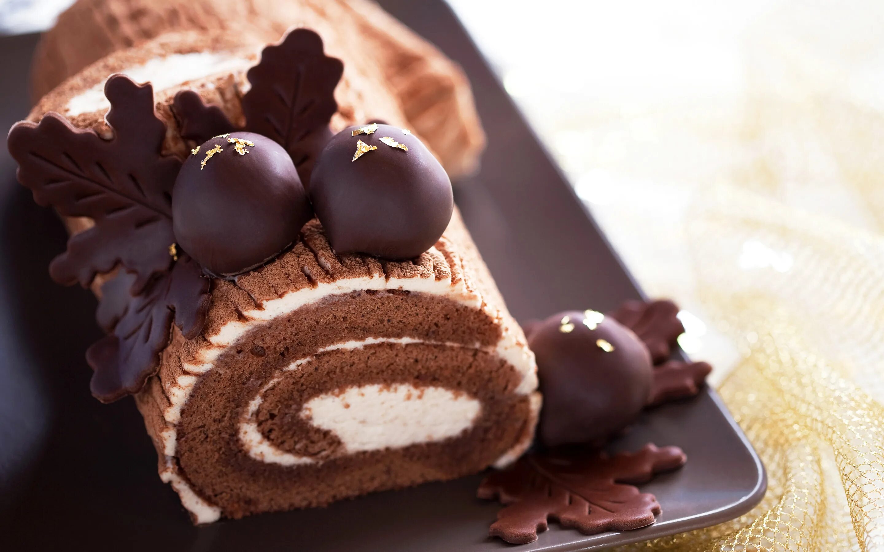 Пироженки выпечка. Пирожное выпечка 3200. Капкейк. Итальянский тирамису. Тирамису с савоярди.