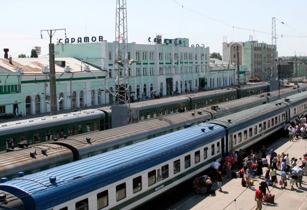 Саратов 1 ж д вокзал. ЖД станция Саратов 1. ЖД вокзал Саратов 1 пасс. Железнодорожный вокзал Саратов-1, Саратов. Город начинающийся на ж