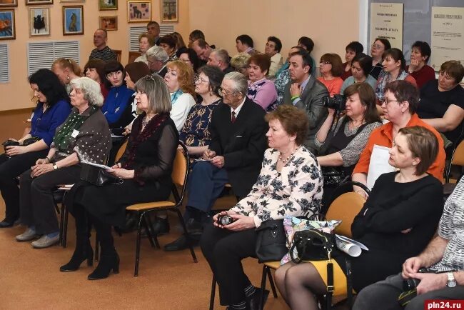 Сайт великолукского городского. 95 Летие Великолукского района. Великолукское городское краеведческое общество логотип. Комитет культуры города Великие Луки. Великолукское городское краеведческое общество ВКОНТАКТЕ.