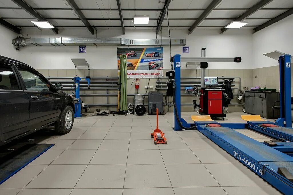 Автосервис челябинск. Автосервис на набережной. Инжектор автосервис челябинск. Адоратского. Елабуга автосервис инжектор.
