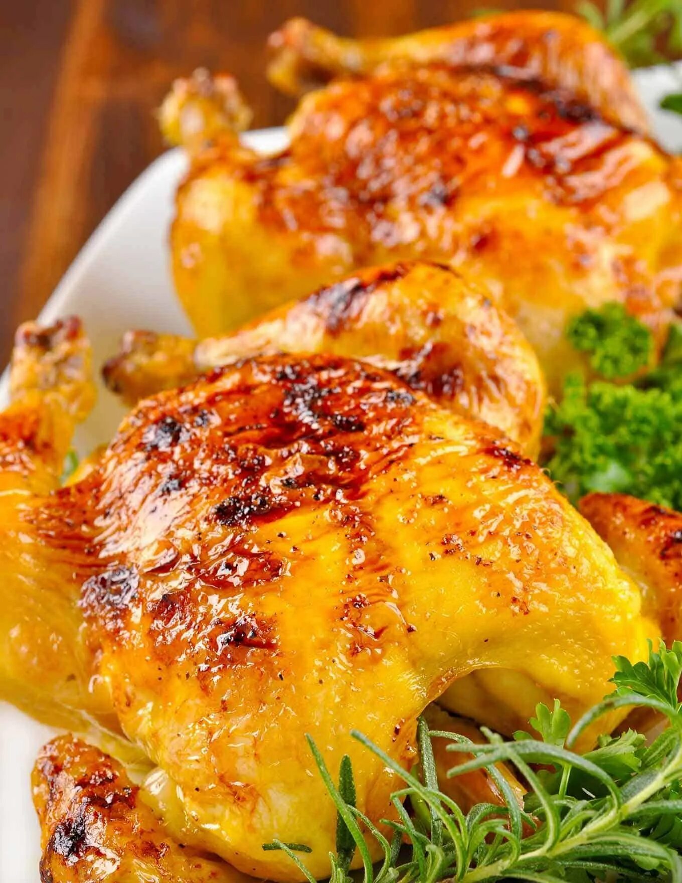 Блюда из курицы на стол. Куриные блюда. Красивые блюда. Горячее на праздничный стол. Красивые горячие блюда.