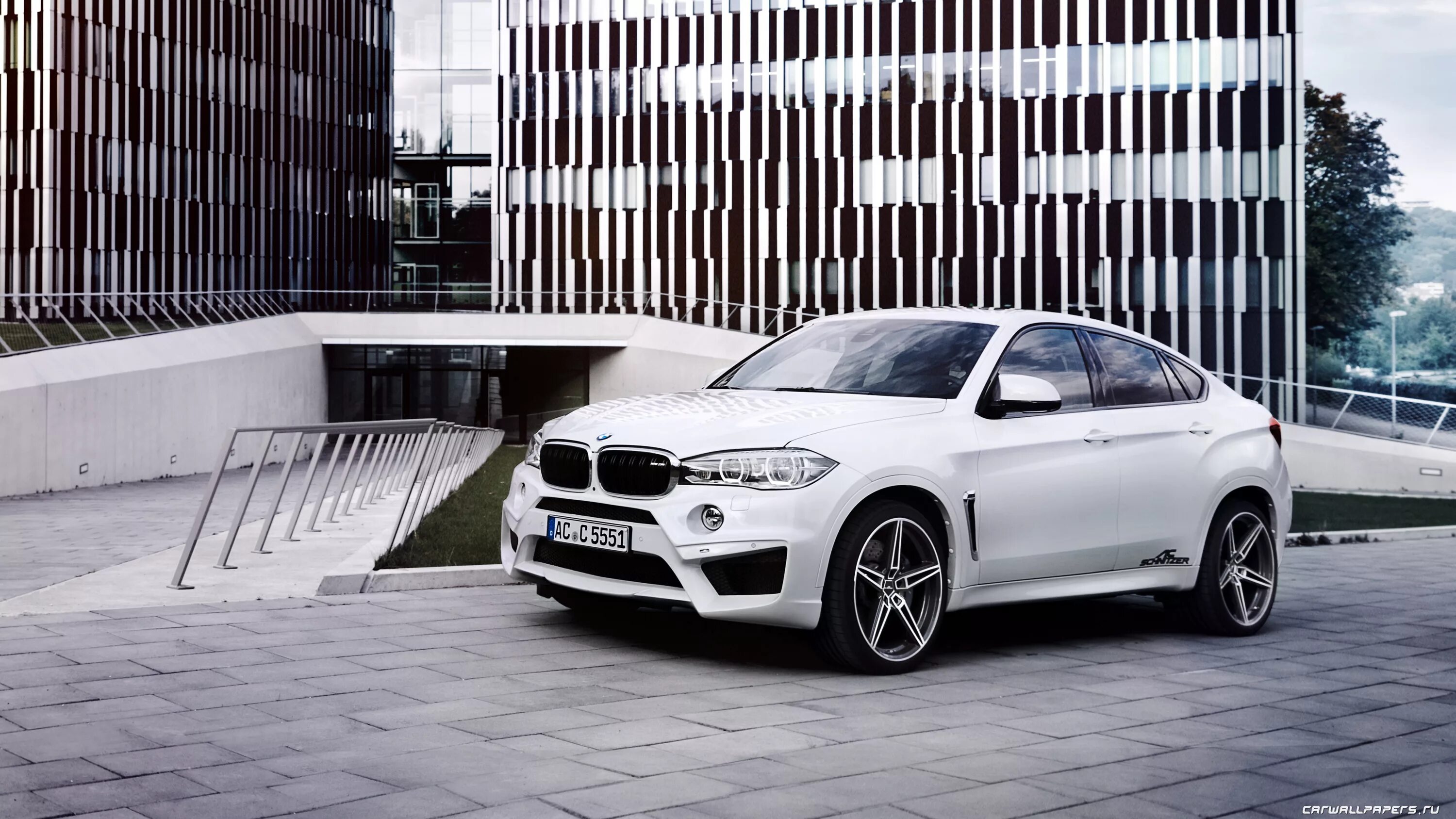 BMW x6m. BMW x6 спорт. БМВ x6m белая. БМВ х6 белая 2016.