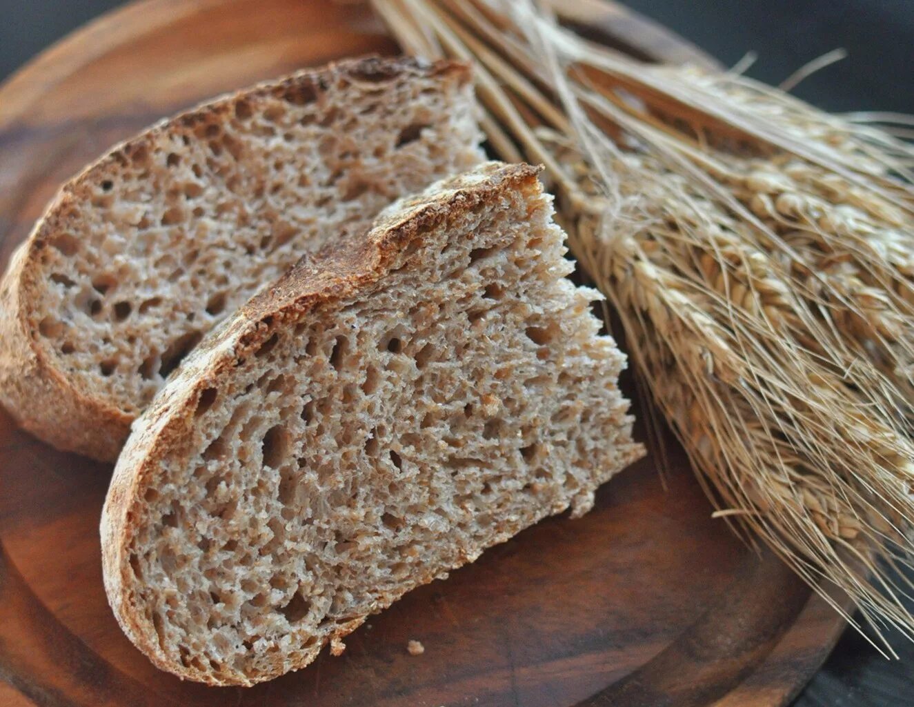 Хлеб пшеничный отрубной. Ржаной отрубной хлеб. Хлеб ржано пшеничный хлебный дом. Пшенично-ржаной хлеб. Полезный хлеб рецепт