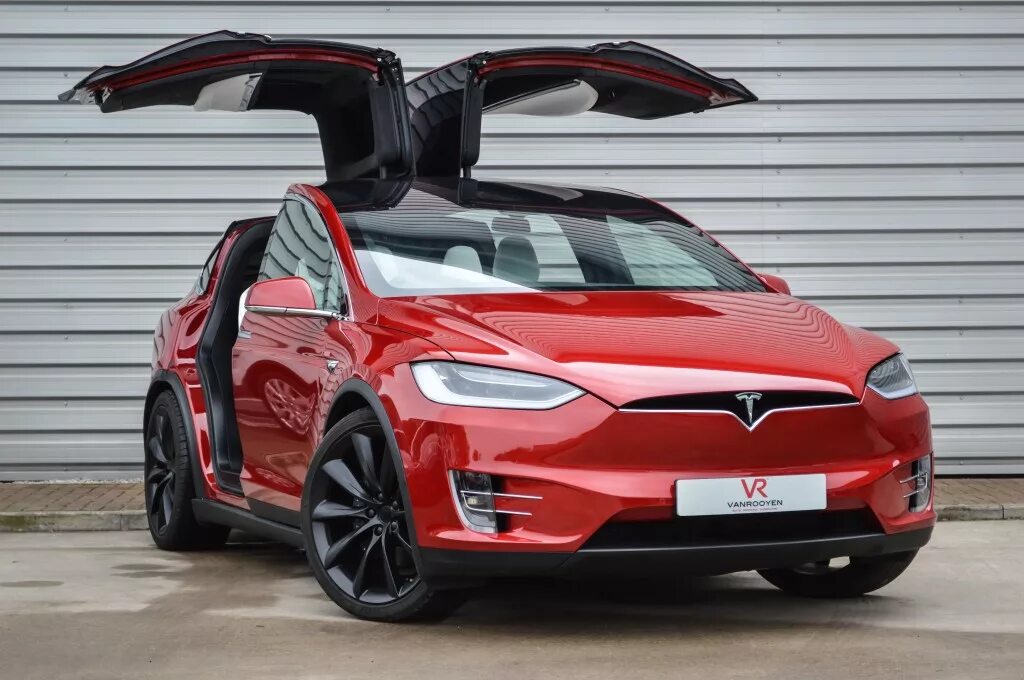 Tesla_model_x10. Tesla model x. Tesla model x красная. Тесла модуль Икс. Model x plaid