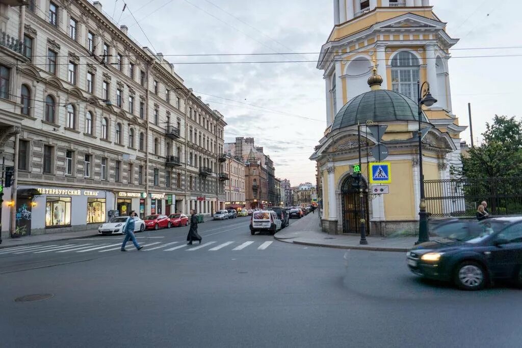 Асмера отель Санкт-Петербург. Апартаменты Асмера на Гороховой Санкт-Петербург. Асмера на Гороховой 31. Отель Санкт-Петербург рядом с Церковью. Улица большая конюшенная 27 театр